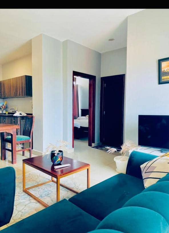 Eika Suites At Acacia Кампала Экстерьер фото